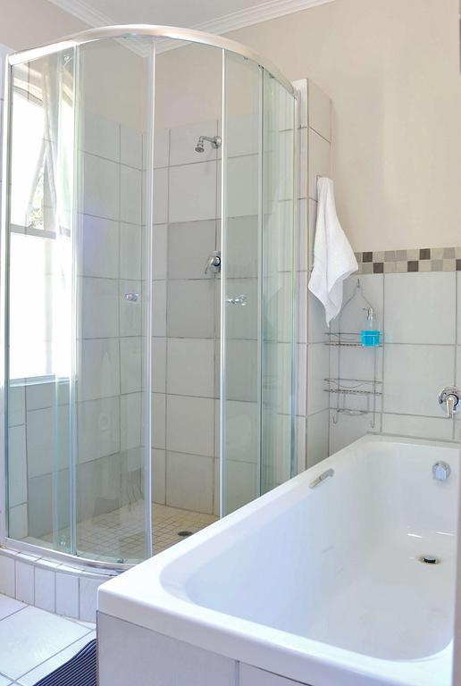 Tranquil Guest House Дънди Стая снимка